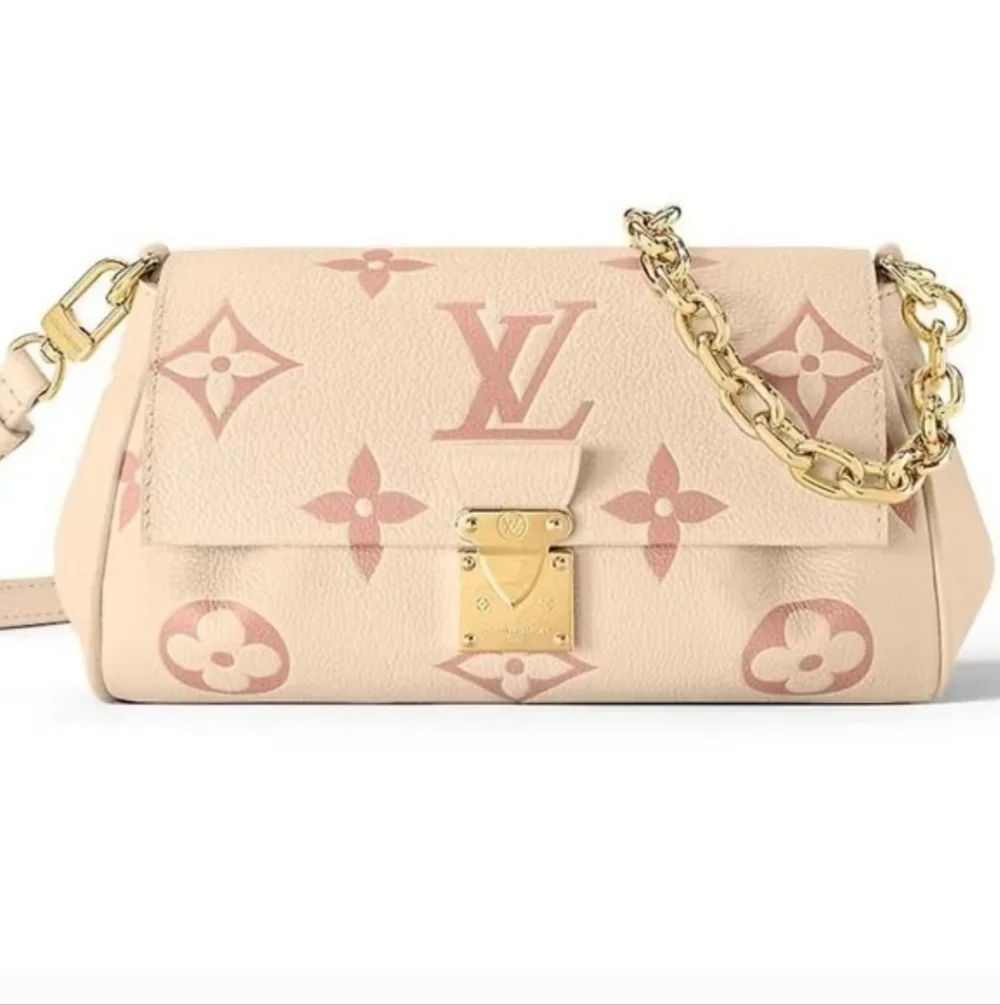 Louis Vuitton Favorite NM Crème Rose Trianon Crossbody Bag